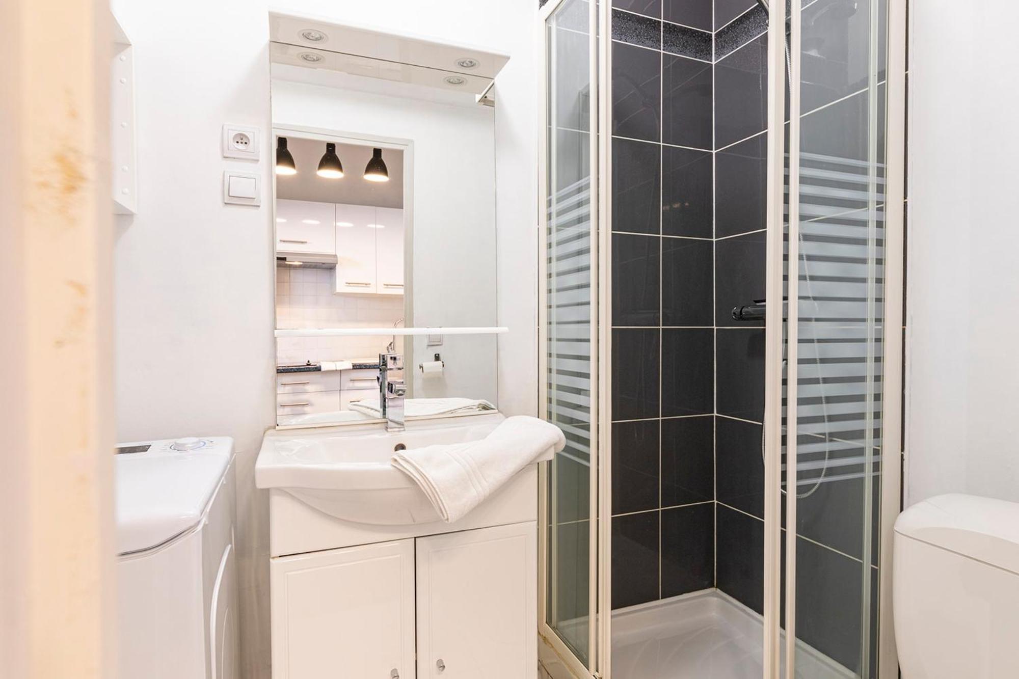 La Suite Matisse 700M Centre-Ville Angers Exterior photo